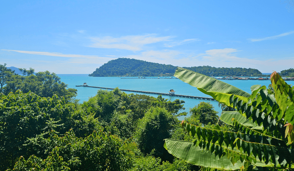 Koh Chang Bang Boa Views