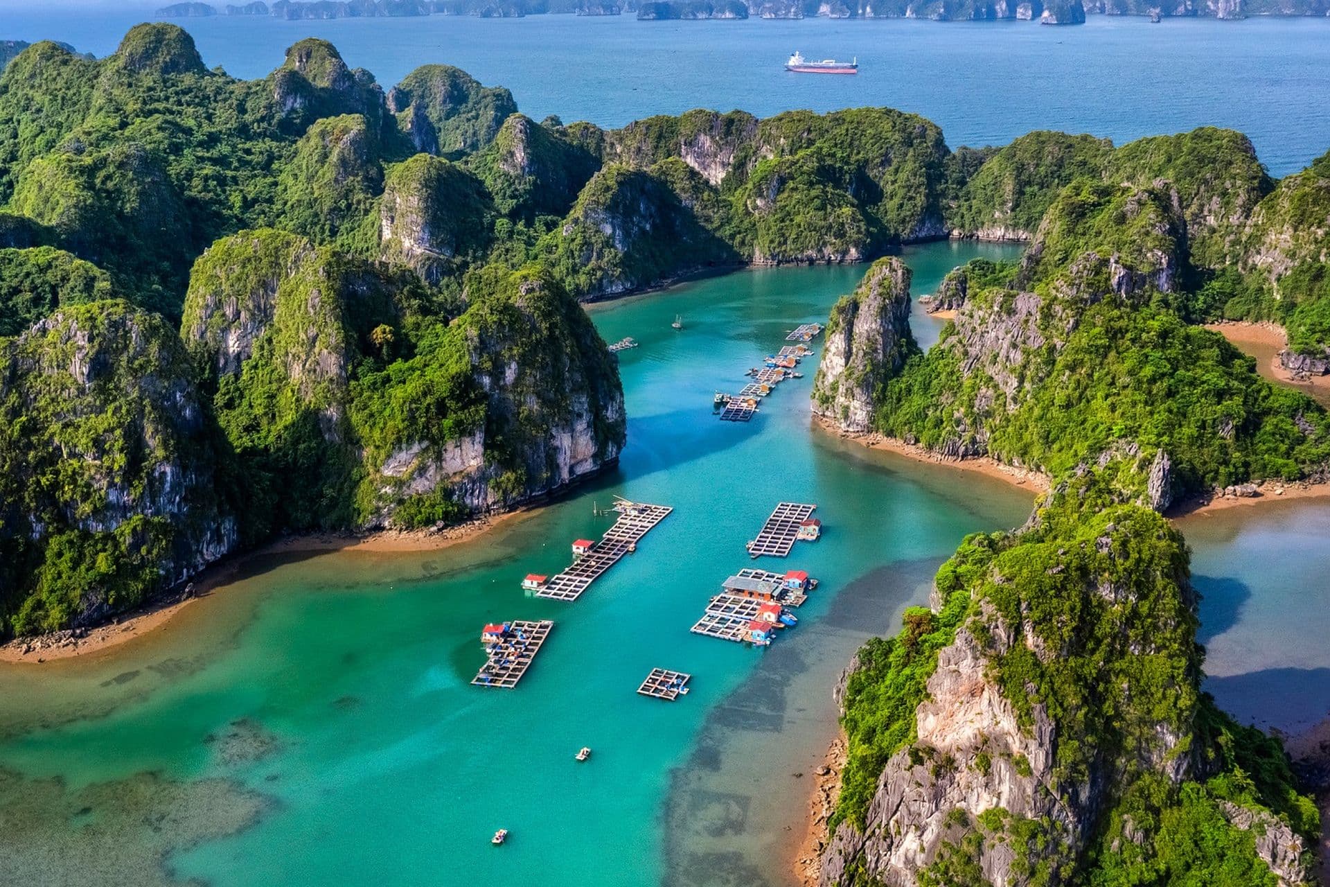 Vung Vieng Floating Village Ha long Bay