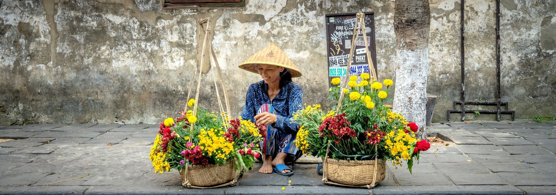 Banner Vietnam
