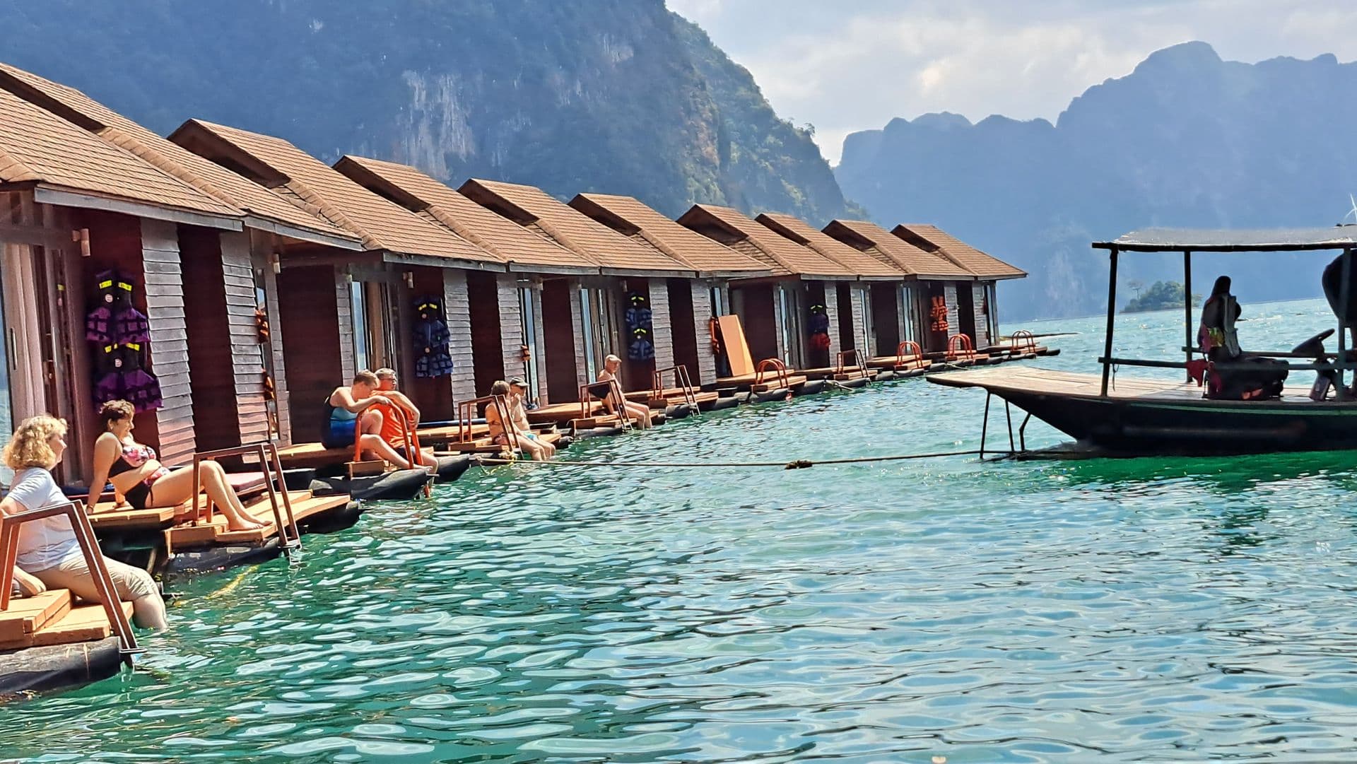 @Laguna Khao Sok