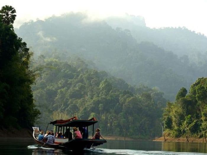 Khao sok National Park Boat Morning Mist