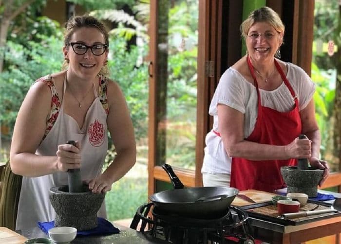 Red Chili Thai Cooking Class Chiang Mai local Chef