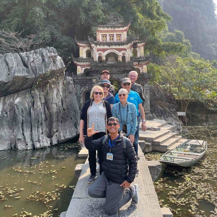 Visiter la pagode de jade à Ninh Binh