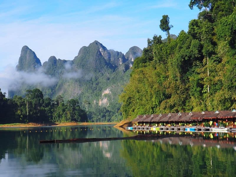 Praiwan Raft House Cheow Larn Lake Khao Sok